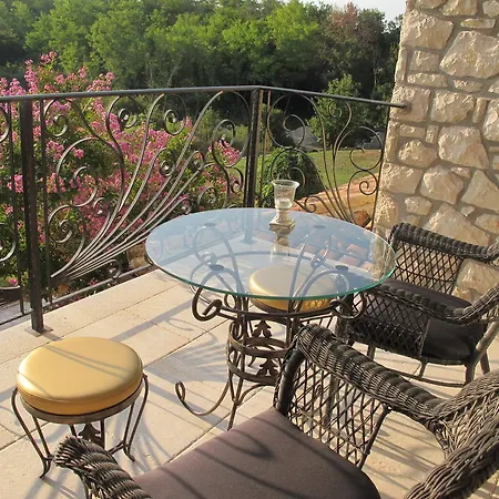 Πανσιόν Castello Rausch 4*