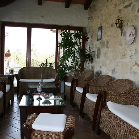 Πανσιόν Castello Rausch Valkarin